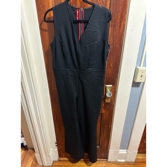New with tags Spanx large petite The perfect jumpsuit black - Picture 1 of 8